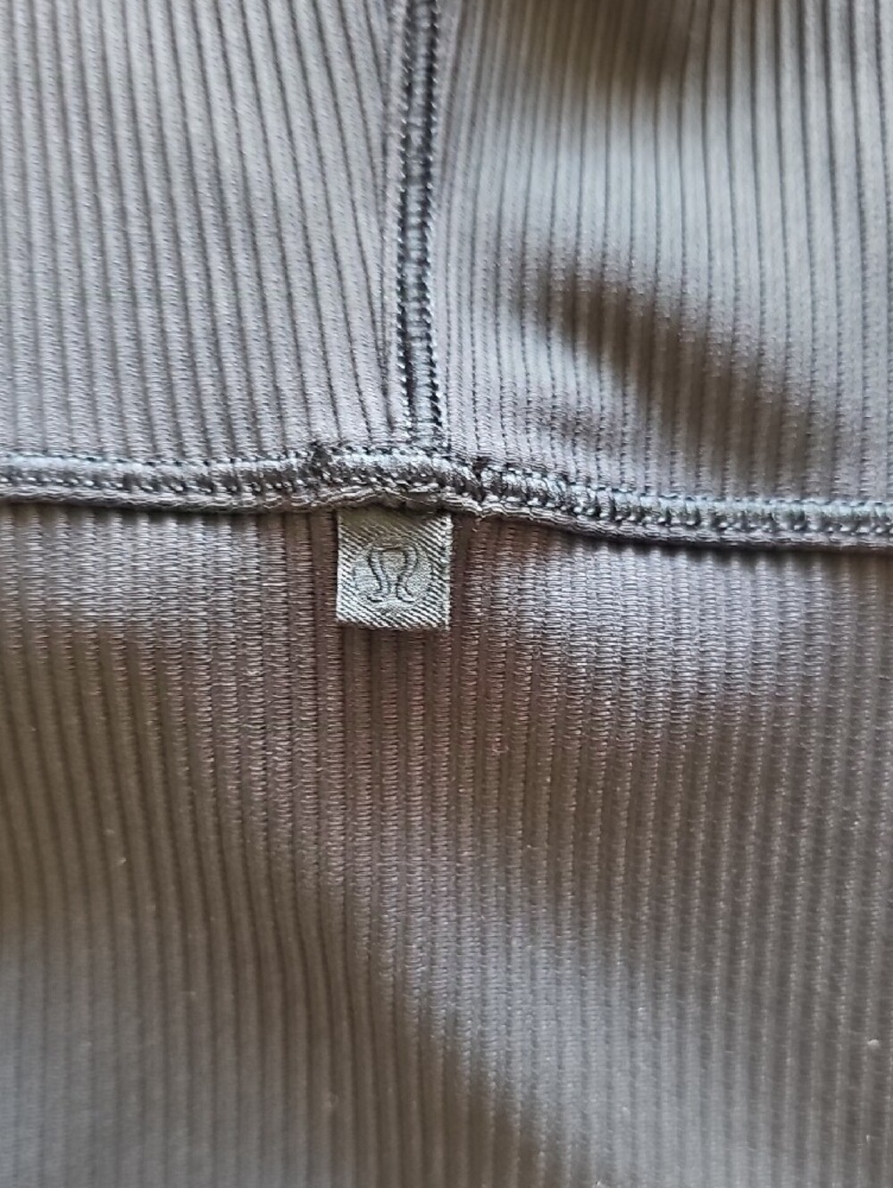 Lululemon Power Rivet Ribbed Tank - Picture 5 of 7